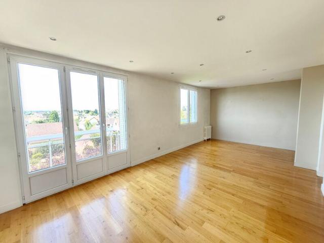 Appartement à louer 3 pièces • 67,67 m2 Sartrouville