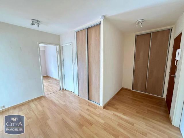Appartement à louer 3 pièces 67.69m²