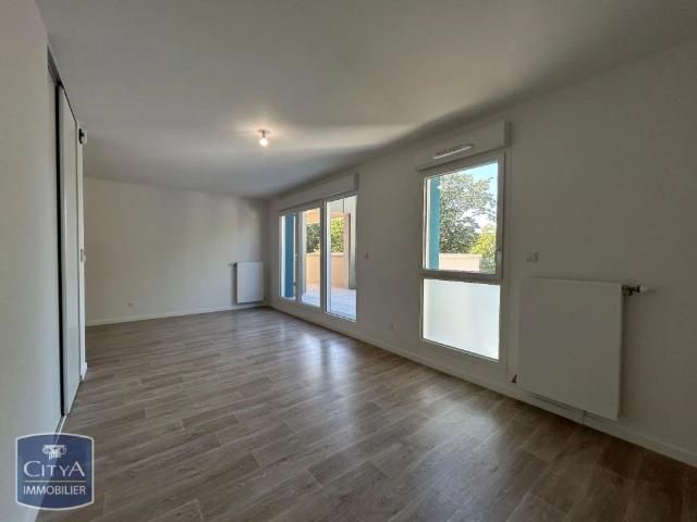 Appartement à louer 3 pièces 67.6m²