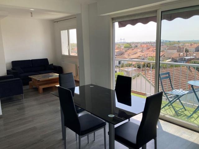Appartement à louer 3 pièces • 67,83 m 2 Rochefort