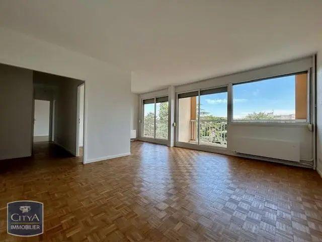 Appartement à louer 3 pièces 68.23m²