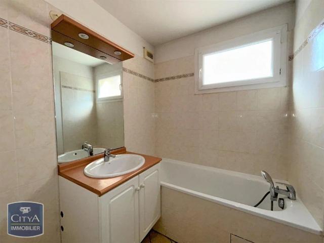 Appartement à louer 3 pièces 68.65m²