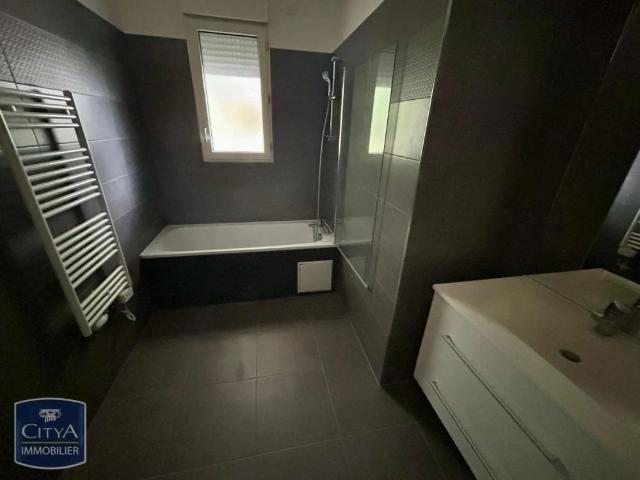 Appartement à louer 3 pièces 69.59m²