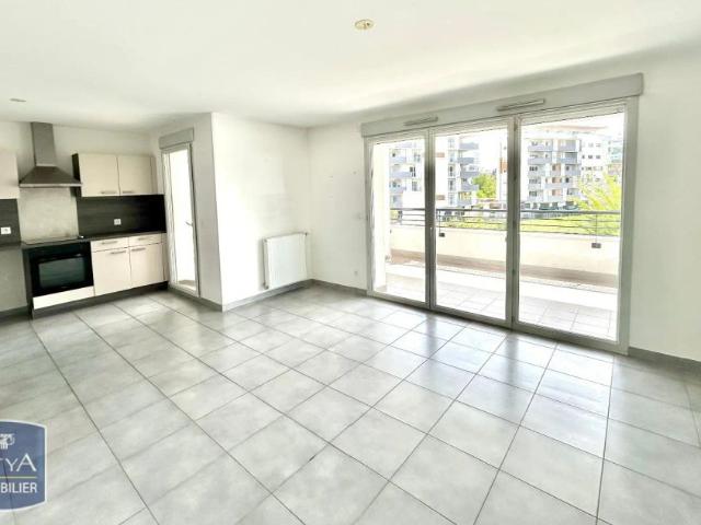 Appartement à louer 3 pièces 69.88m²