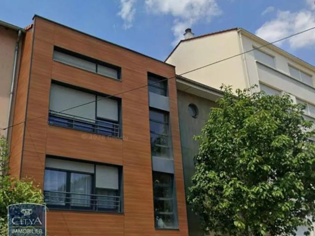 Appartement à louer 3 pièces 69.8m²