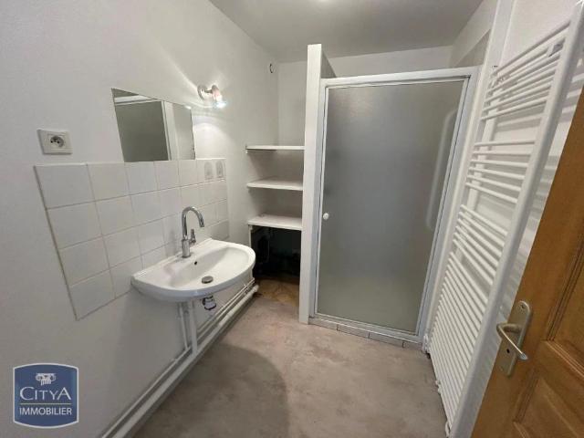 Appartement à louer 3 pièces 69.94m²