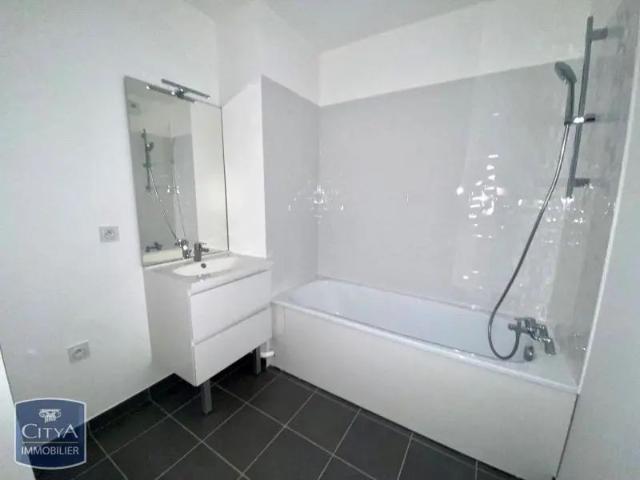 Appartement à louer 3 pièces 59.88m²