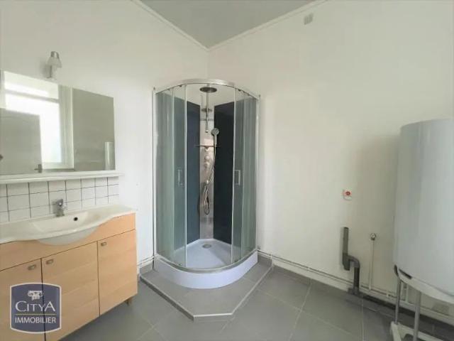 Appartement à louer 3 pièces 73.33m²