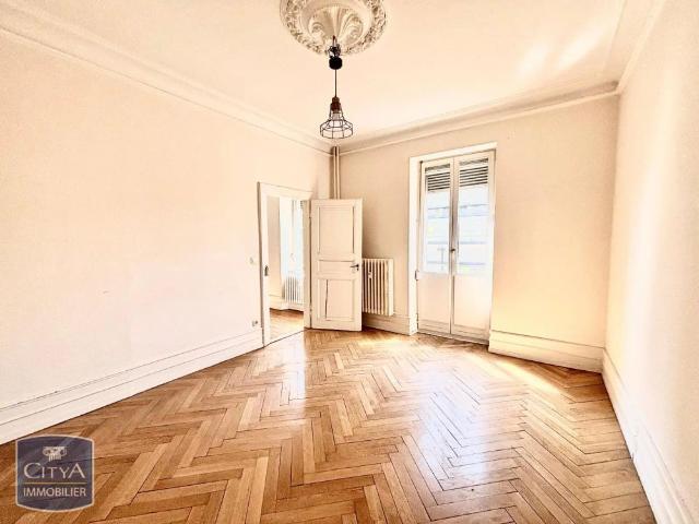 Appartement à louer 3 pièces 61.66m²