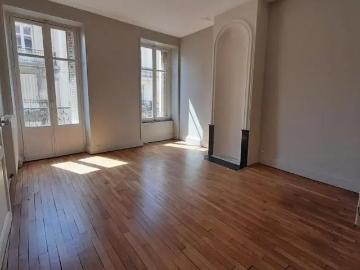 Appartement à louer 3 pièces 61.76m²