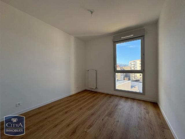 Appartement à louer 3 pièces 61.72m²