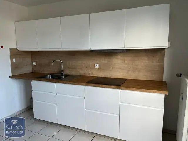 Appartement à louer 3 pièces 61m²