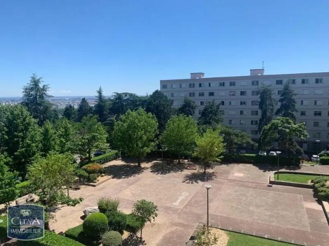 Appartement à louer 3 pièces 61m²