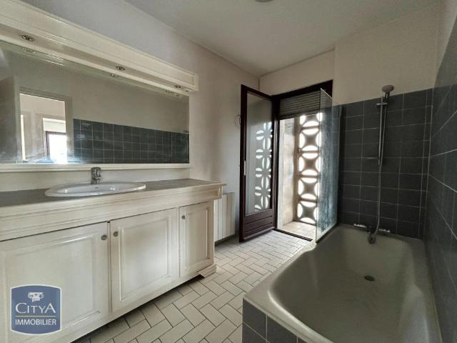 Appartement à louer 3 pièces 62.48m²