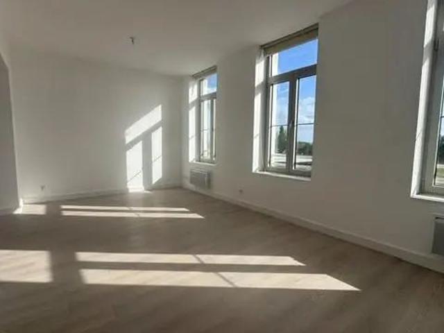Appartement à louer 3 pièces 62.6m²