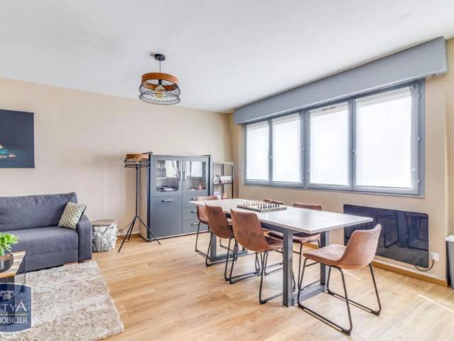 Appartement à louer 3 pièces 63.7m²