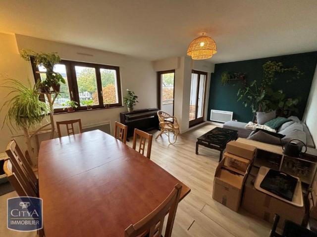 Appartement à louer 3 pièces 74.22m²