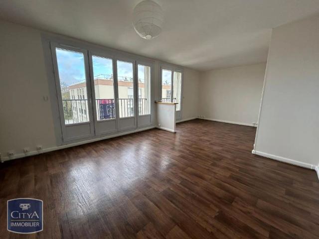 Appartement à louer 3 pièces 74.79m²