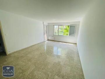 Appartement à louer 3 pièces 74.92m²