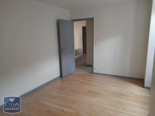 Appartement à louer 3 pièces 74m²
