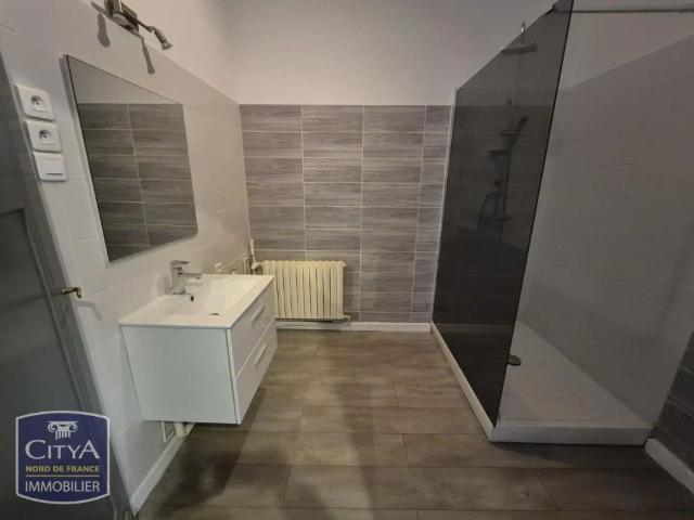 Appartement à louer 3 pièces 74m²