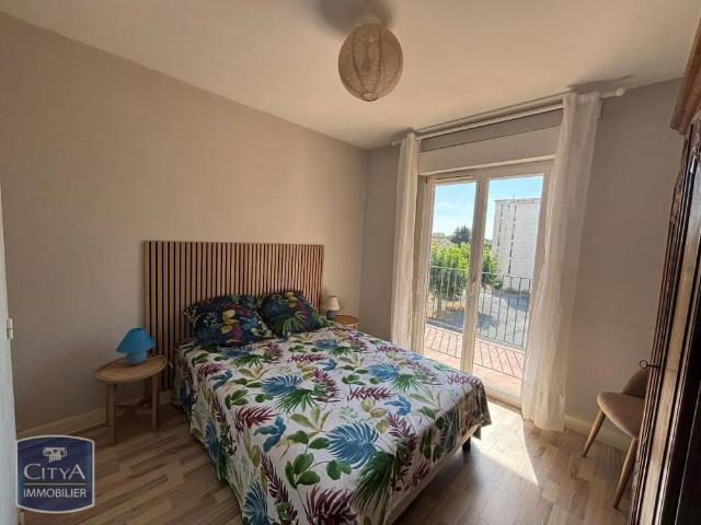 Appartement à louer 3 pièces 74m²
