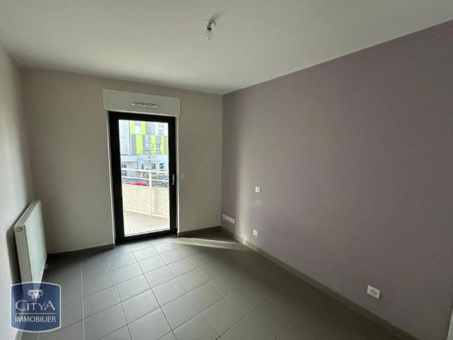 Appartement à louer 3 pièces 75.34m²