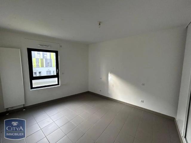 Appartement à louer 3 pièces 75.34m²