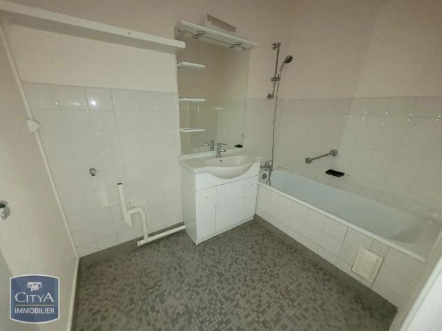 Appartement à louer 3 pièces 75.37m²