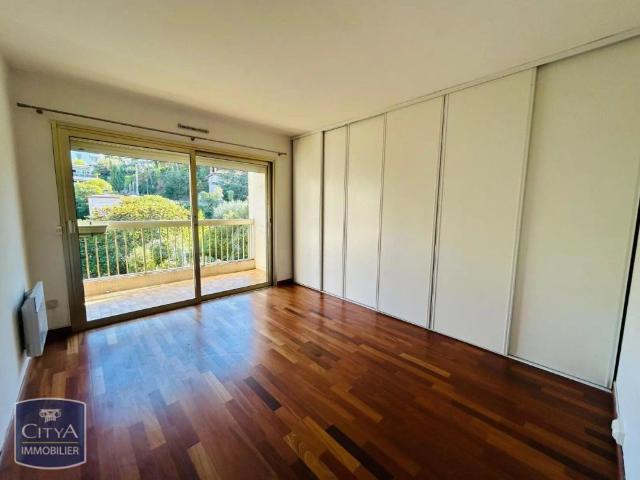 Appartement à louer 3 pièces 75.57m²