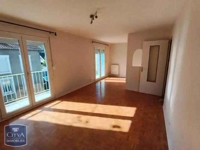 Appartement à louer 3 pièces 75.58m²