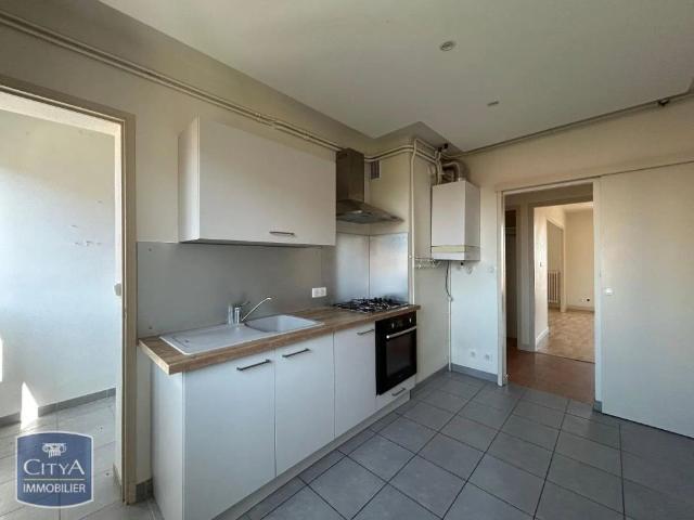 Appartement à louer 3 pièces 75.62m²