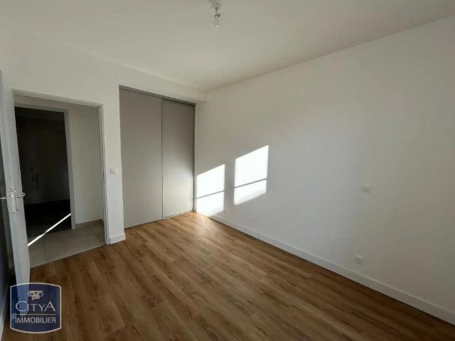 Appartement à louer 3 pièces 75.87m²