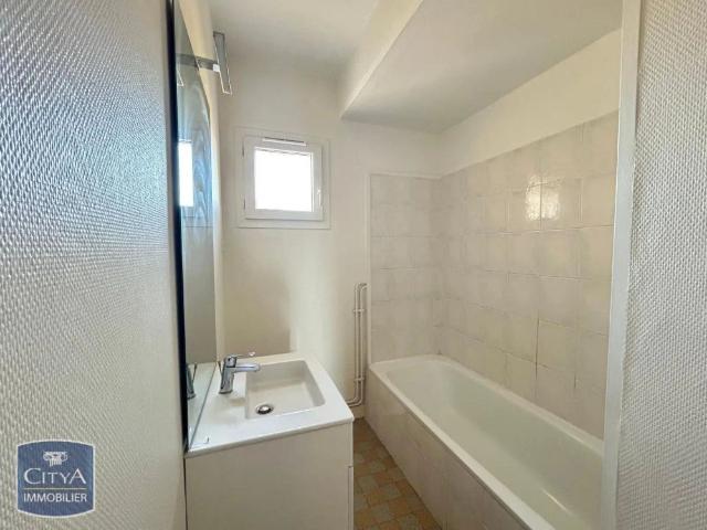 Appartement à louer 3 pièces 76.17m²