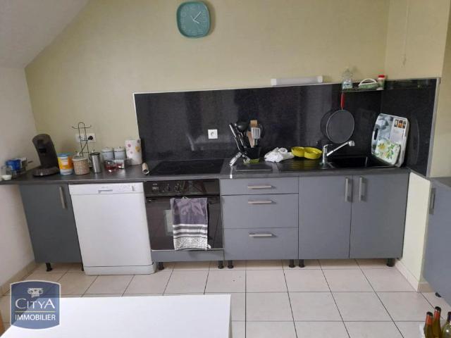 Appartement à louer 3 pièces 76.1m²