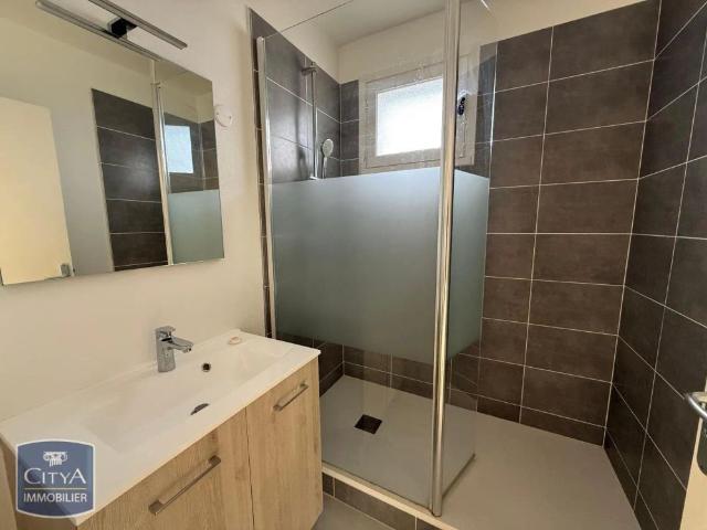 Appartement à louer 3 pièces 76.27m²
