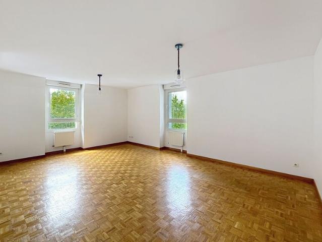 Appartement à louer 3 pièces • 76,20 m2 Petit Couronne