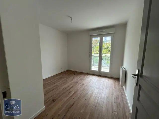 Appartement à louer 3 pièces 76.36m²
