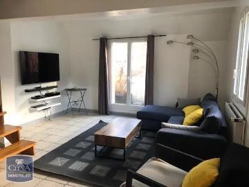 Appartement à louer 3 pièces 76.65m²