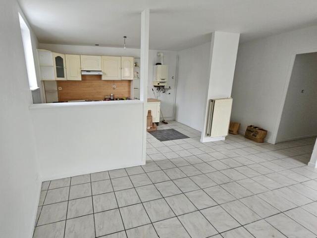 Appartement à louer 3 pièces • 76,63 m2 Saint Étienne