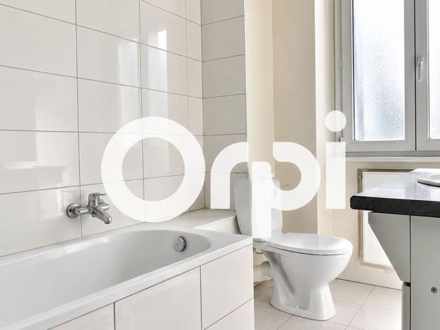 Appartement à louer 3 pièces 77,06 m