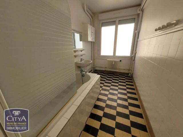 Appartement à louer 3 pièces 77.44m²