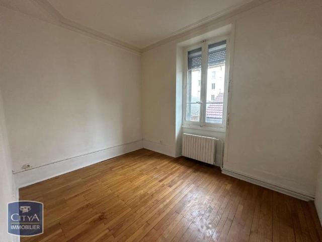 Appartement à louer 3 pièces 78m²