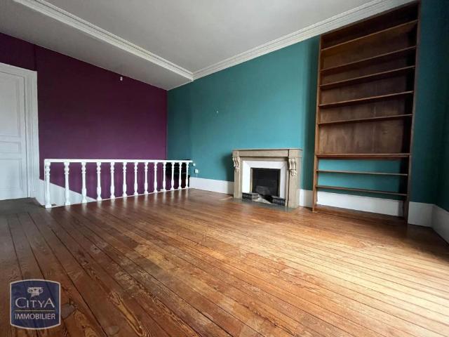 Appartement à louer 3 pièces 79.7m²