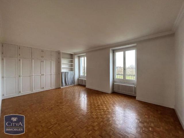 Appartement à louer 3 pièces 79.92m²