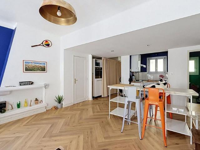 Appartement à louer 3 pièces • 70 m2 Toulon