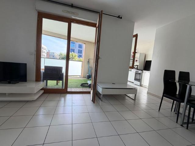 Appartement à louer 3 pièces • 70 m2 Vitry sur Seine
