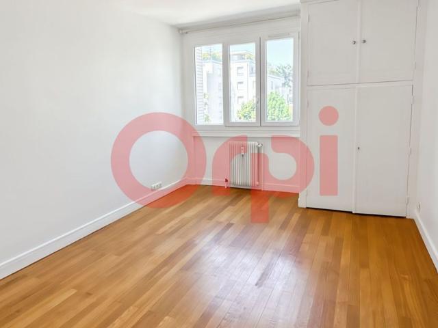 Appartement à louer 3 pièces • 70,80 m2 Lyon 8