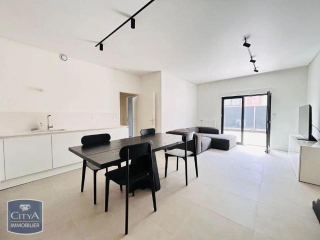 Appartement à louer 3 pièces 70m²