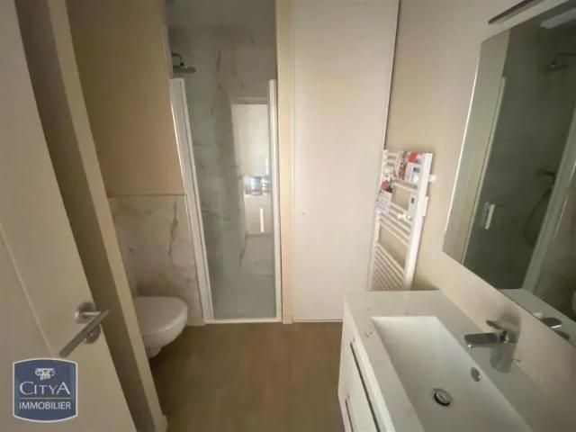 Appartement à louer 3 pièces 70m²